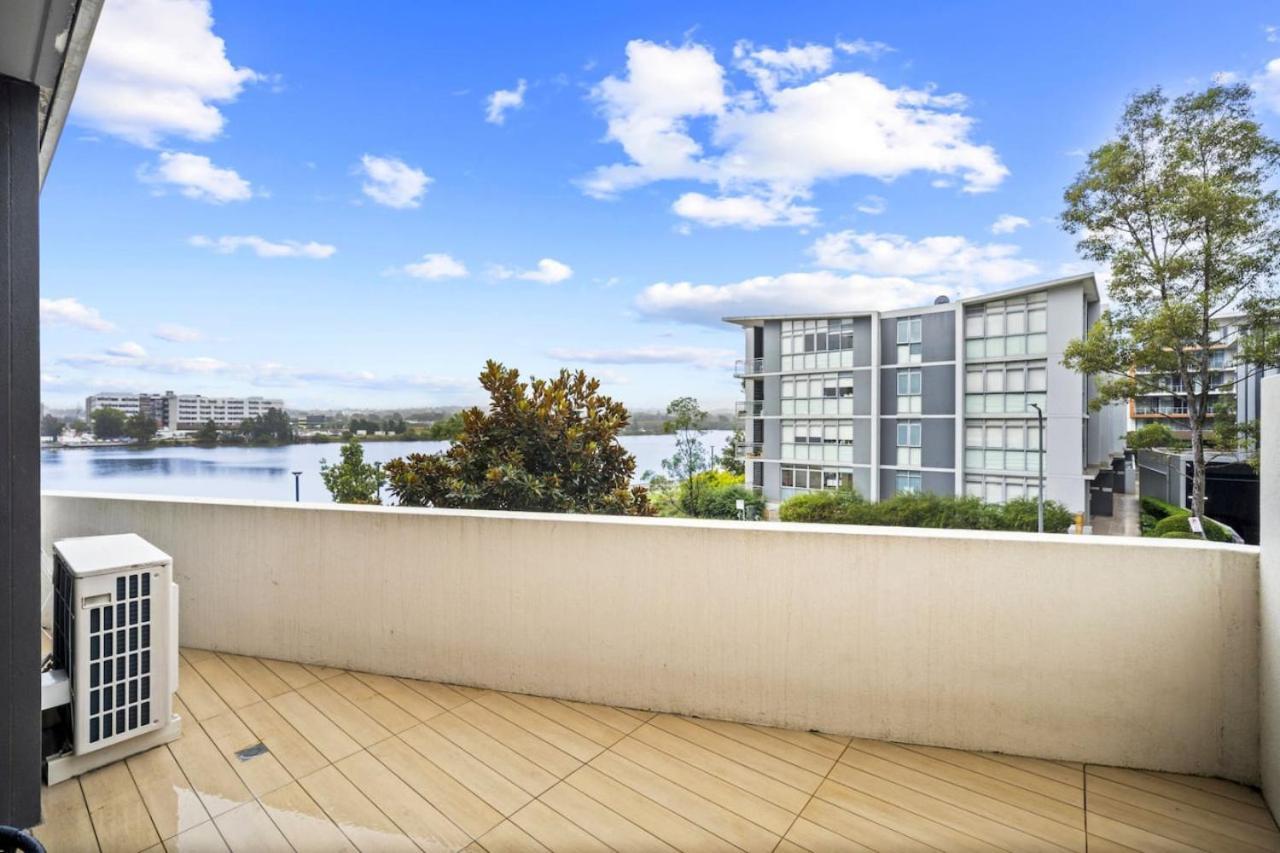 Sleek Urban Lifestyle Retreat In Heart Of Rhodes Apartment *