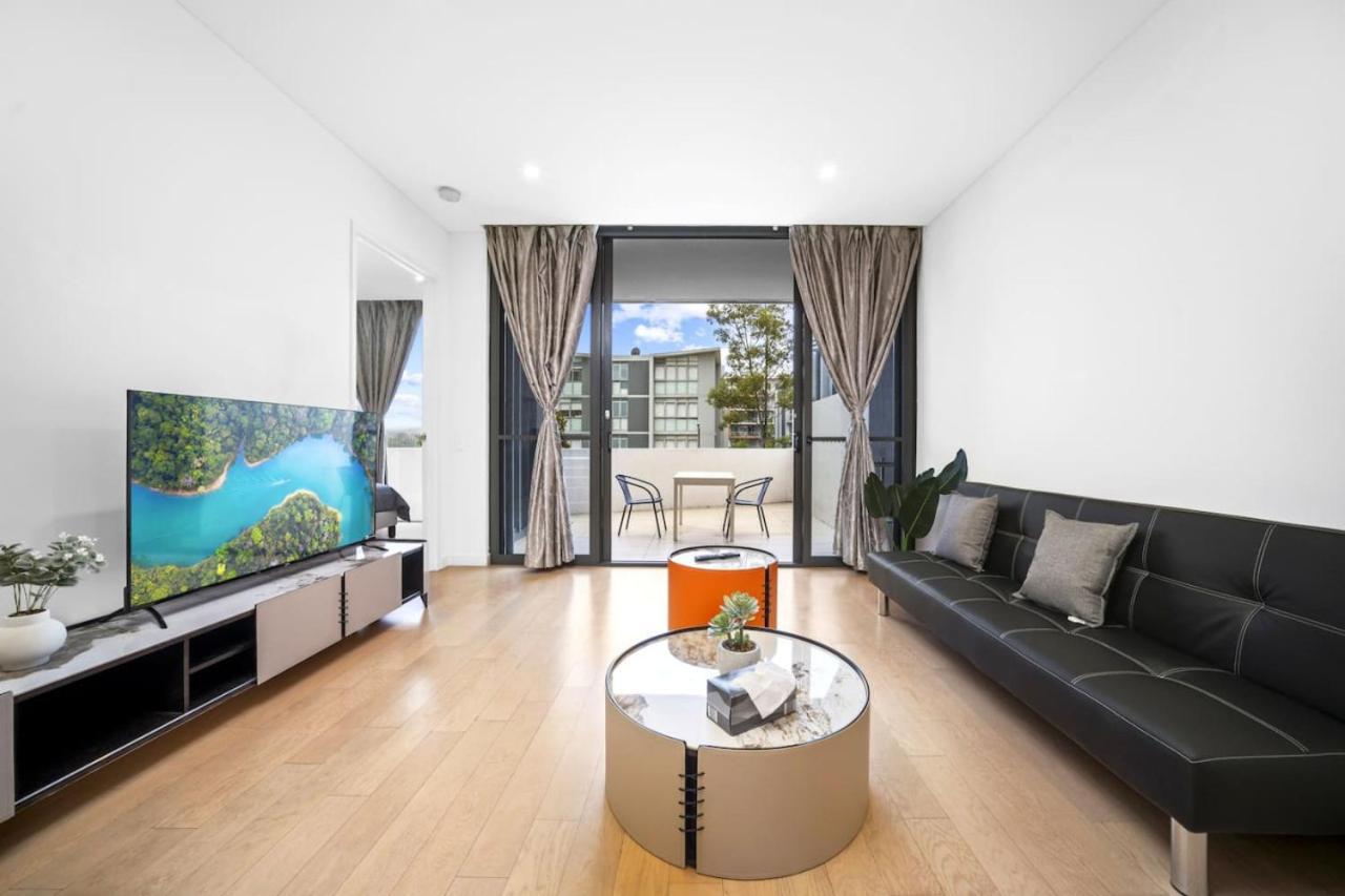 Sleek Urban Lifestyle Retreat In Heart Of Rhodes *